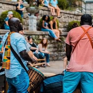 Meet your Posher, Ayure-inga